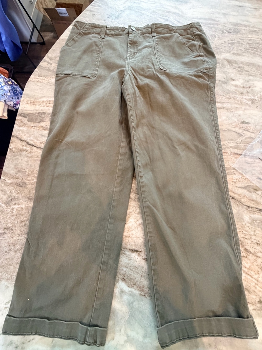 1822 Denim Olive Green Pants Women’s Size 16 Stretch Casual Straight Leg
